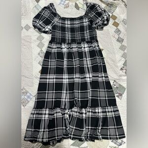 Elegant Black and White Plaid Midi Dress